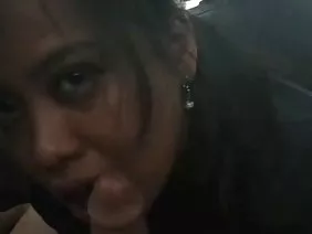 Mia Khalifa measuring and comparing the jizz